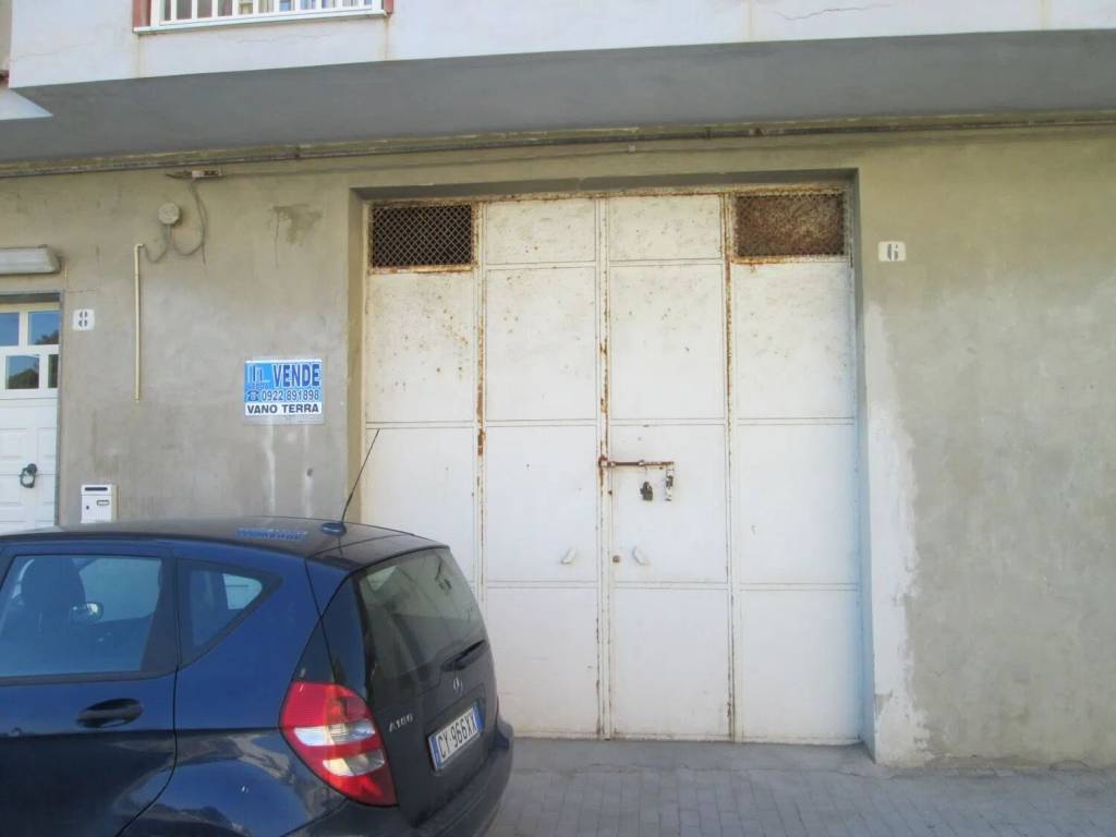 negozio in vendita a Licata