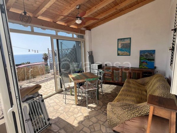 casa indipendente in vendita a Licata