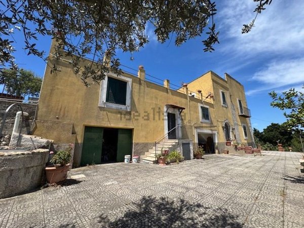 casa indipendente in vendita a Licata