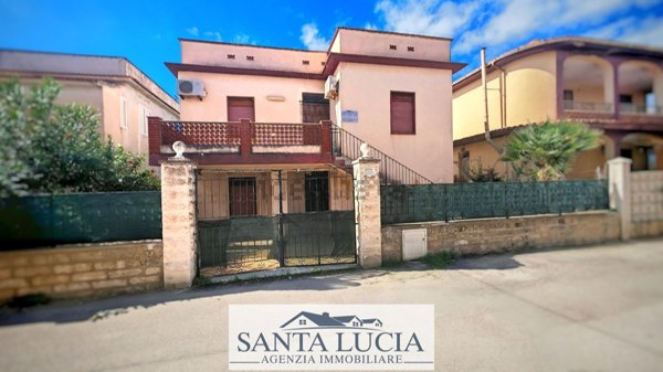 casa indipendente in vendita a Licata