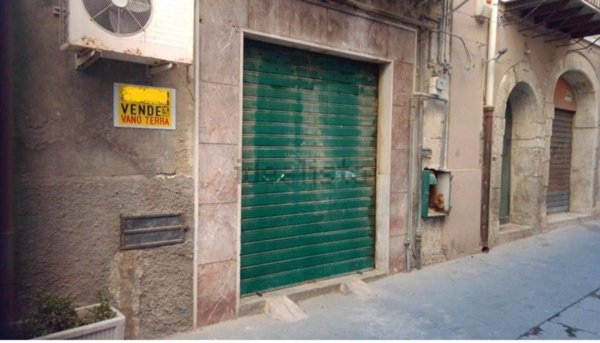 locale commerciale in vendita a Licata