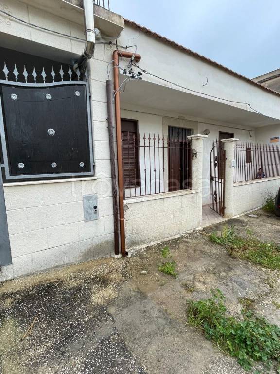 casa indipendente in vendita a Licata in zona Torre di Gaffe