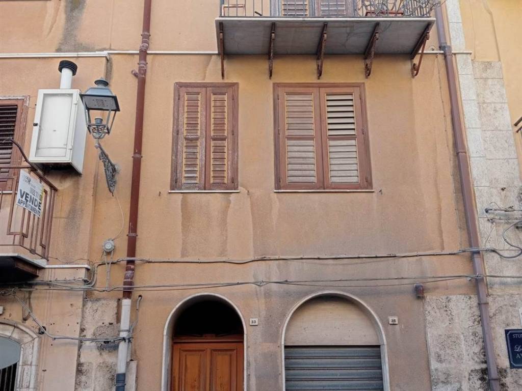 casa indipendente in vendita a Licata