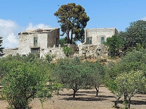casa indipendente in vendita a Licata in zona Torre di Gaffe