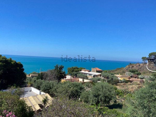 casa indipendente in vendita a Licata