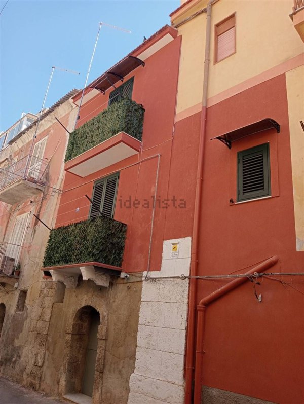 casa indipendente in vendita a Licata