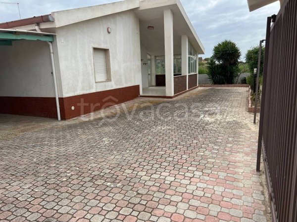 casa indipendente in vendita a Licata in zona Torre di Gaffe