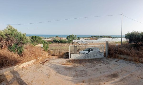casa indipendente in vendita a Licata