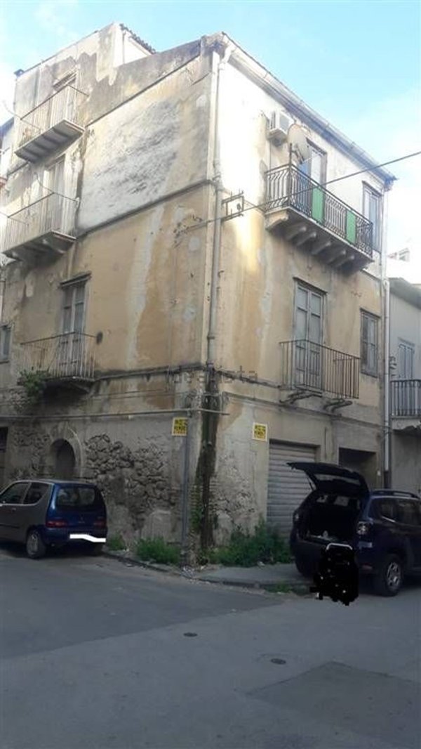 trivano in vendita a Licata