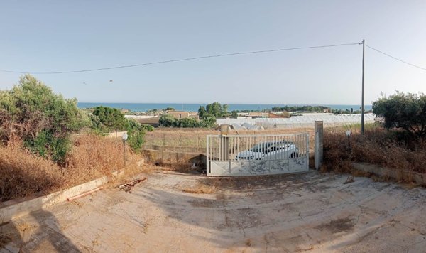 casa indipendente in vendita a Licata