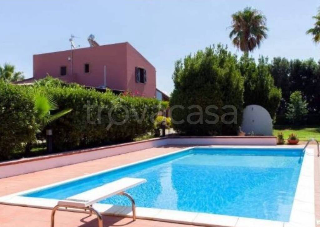 casa indipendente in vendita a Menfi in zona Porto Palo