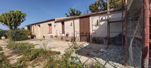 pentavano in vendita a Menfi in zona Porto Palo