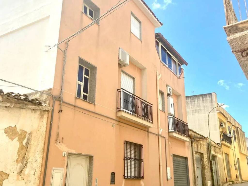 casa indipendente in vendita a Menfi