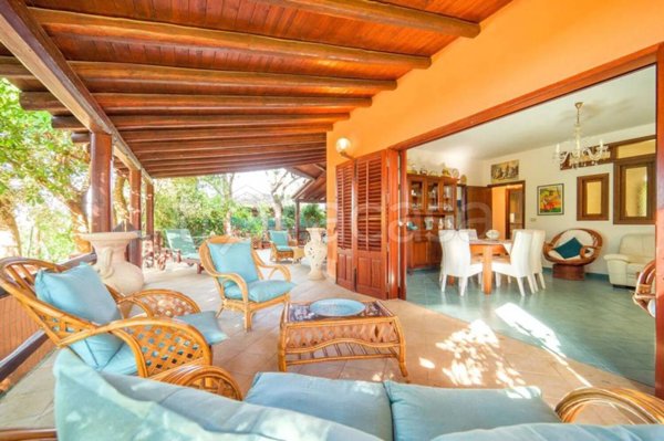 casa indipendente in vendita a Menfi in zona Porto Palo