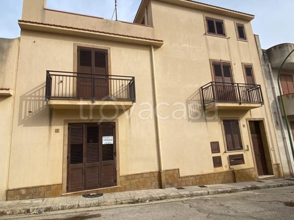 casa indipendente in vendita a Menfi