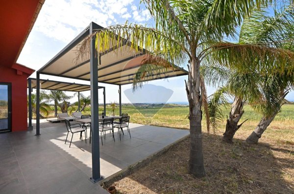 casa indipendente in vendita a Menfi