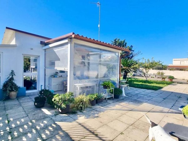 casa indipendente in vendita a Menfi