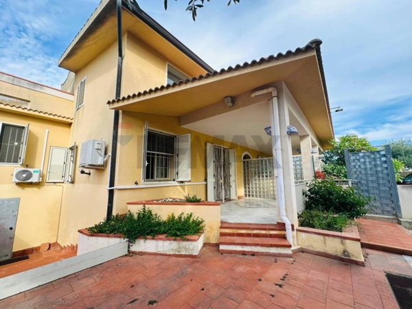 casa indipendente in vendita a Menfi