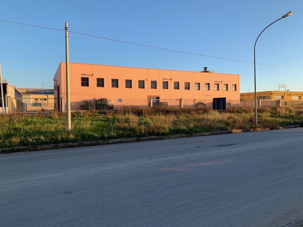 locale commerciale in vendita a Menfi