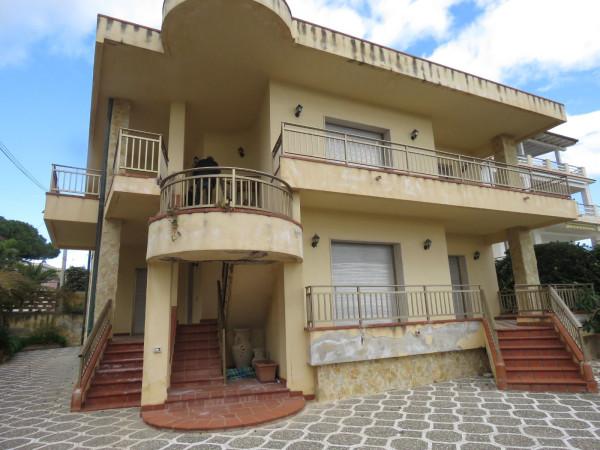 casa indipendente in vendita a Menfi in zona Porto Palo