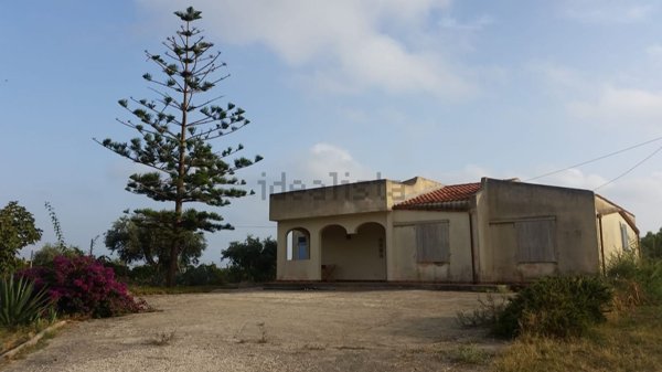 casa indipendente in vendita a Menfi