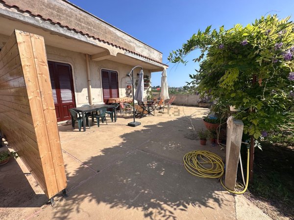 casa indipendente in vendita a Menfi