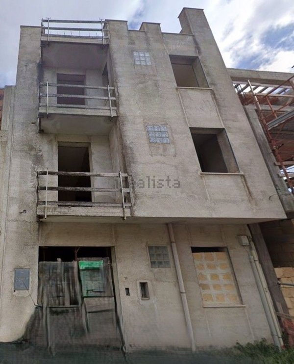 pentavano in vendita a Menfi