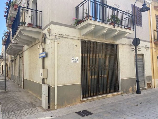negozio in vendita a Menfi