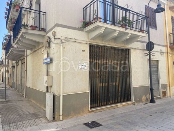 negozio in vendita a Menfi