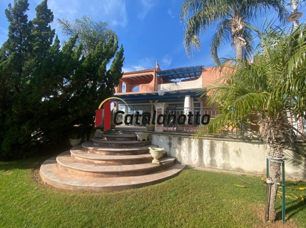 casa indipendente in vendita a Menfi