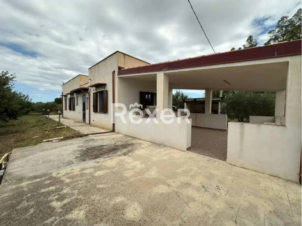 casa indipendente in vendita a Menfi