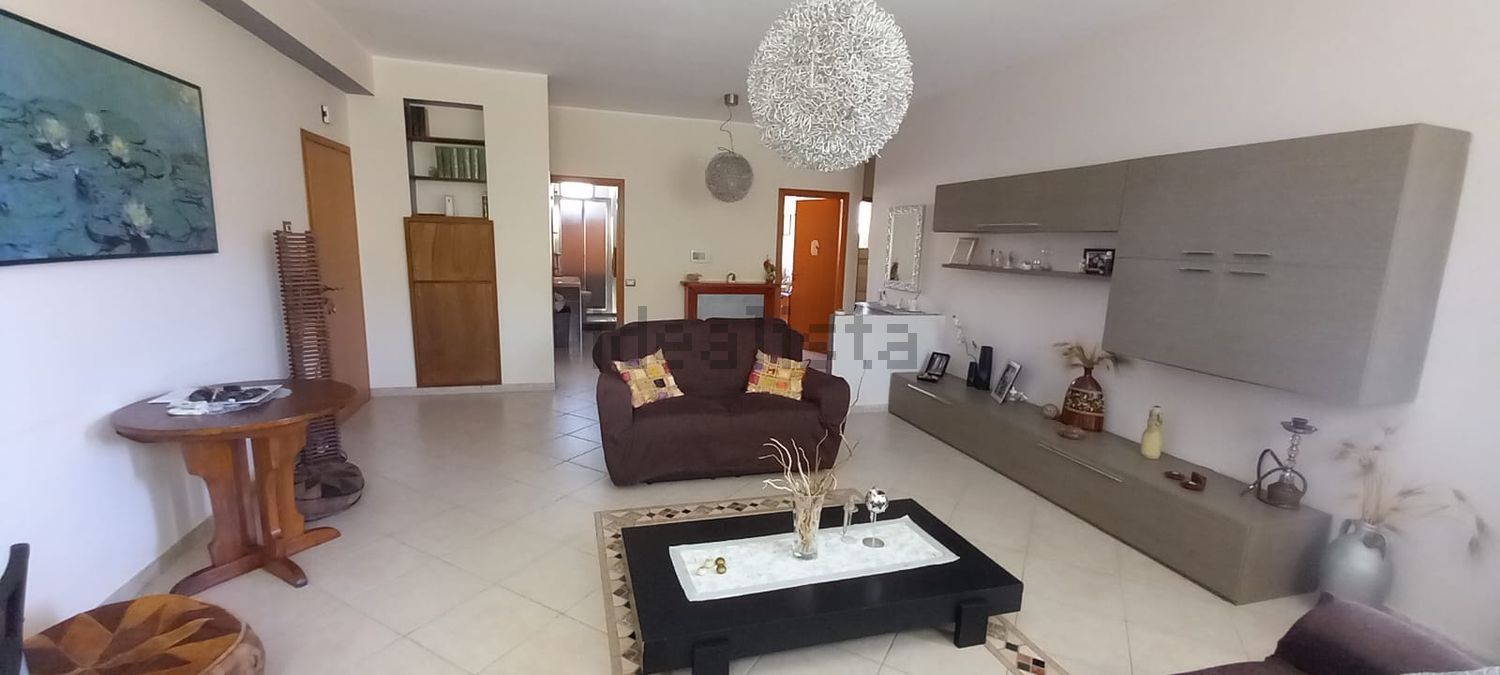 casa indipendente in vendita a Menfi