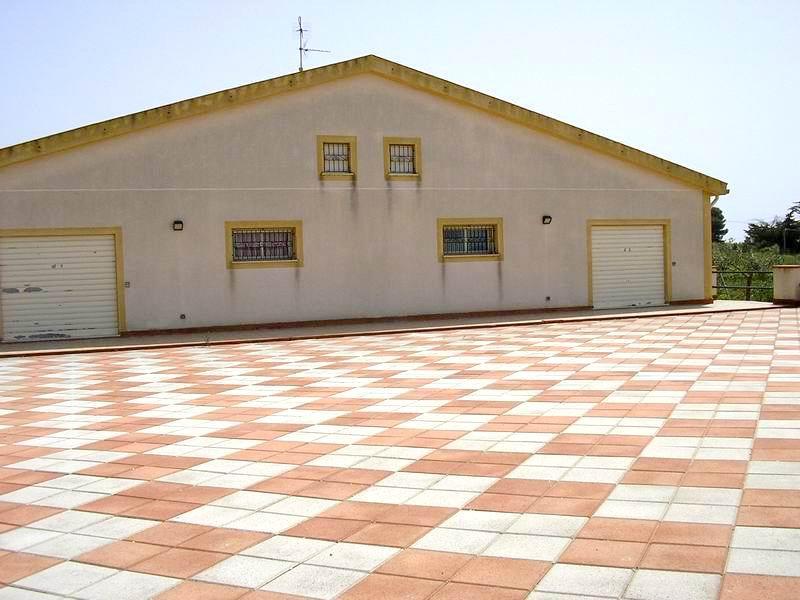 casa indipendente in vendita a Menfi in zona Porto Palo