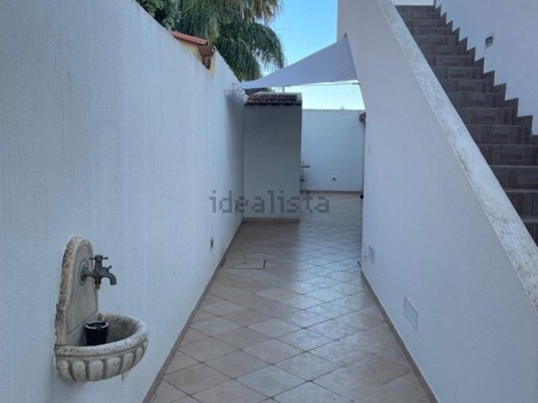 casa indipendente in vendita a Menfi in zona Torrenuova