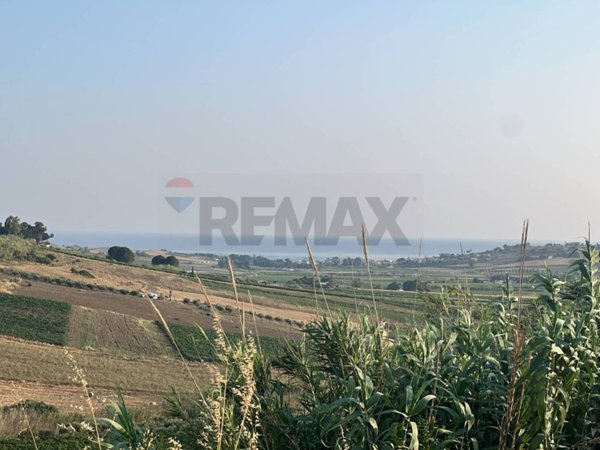 terreno agricolo in vendita a Menfi in zona Porto Palo
