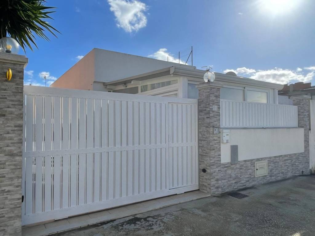 casa indipendente in vendita a Menfi