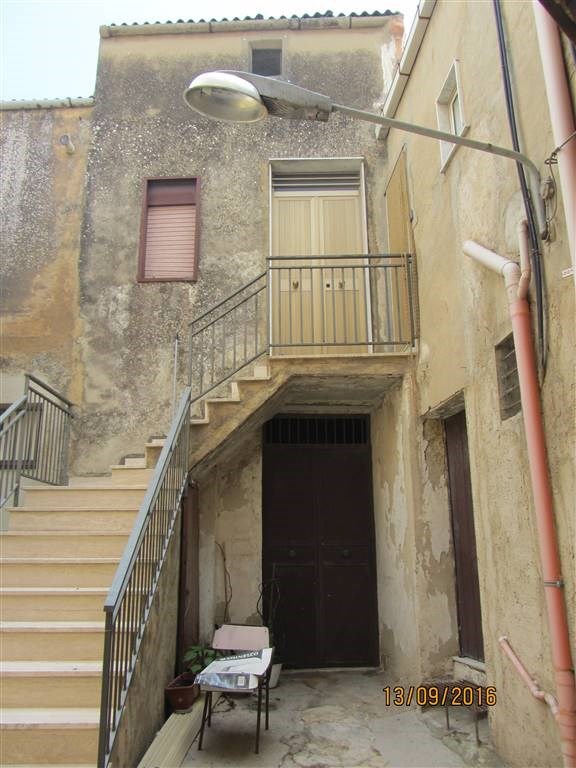 casa indipendente in vendita a Naro