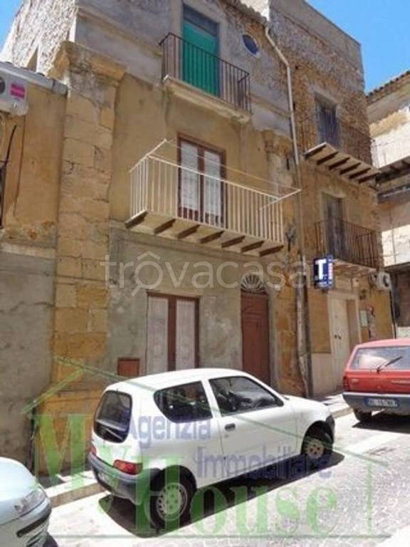 casa indipendente in vendita a Naro