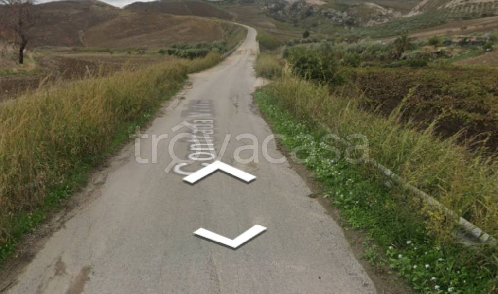 trivano in vendita a Naro