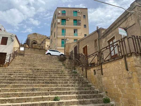 casa indipendente in vendita a Naro