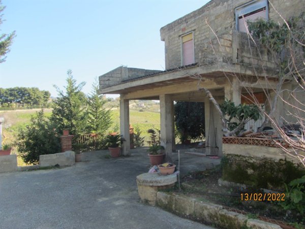 casa indipendente in vendita a Naro