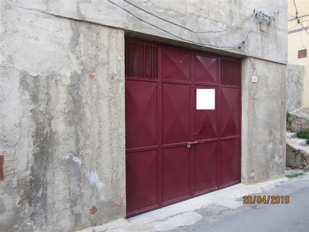 locale di sgombero in vendita a Naro