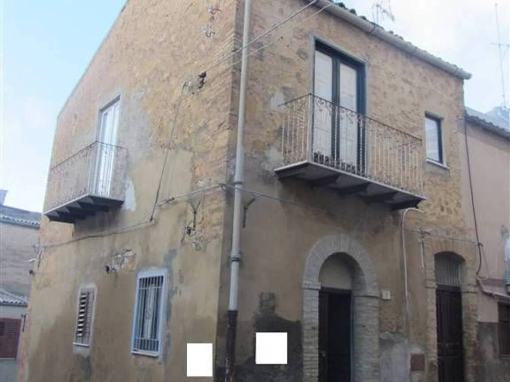 casa indipendente in vendita a Naro