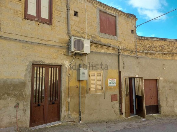 casa indipendente in vendita a Naro