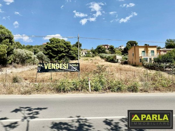 casale in vendita a Naro