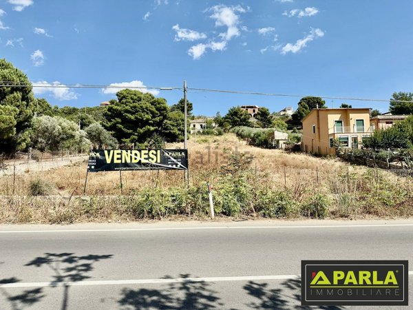 casale in vendita a Naro