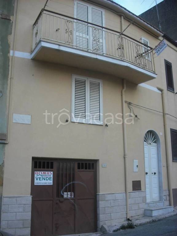 casa indipendente in vendita a Naro