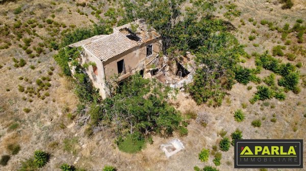 casale in vendita a Naro