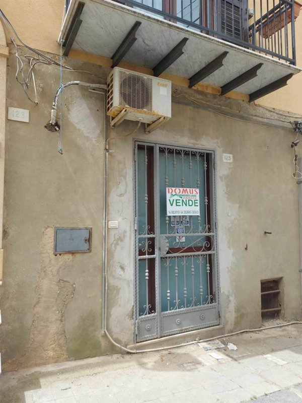 casa indipendente in vendita a Naro