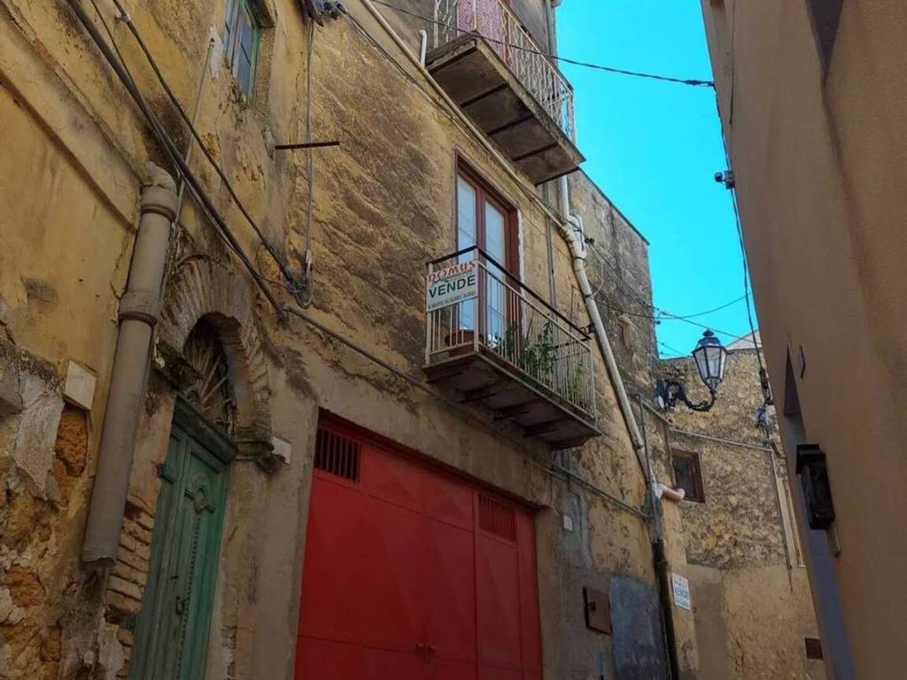 casa indipendente in vendita a Naro